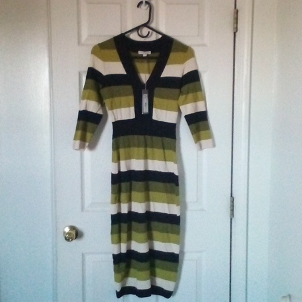 Brand New NY & C Eva-Mendes size small multi color green black and cream